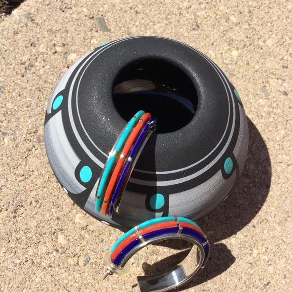 Vintage Native American - Turquoise, Coral & Lapis - Hoop Earrings - Picture 3 of 16